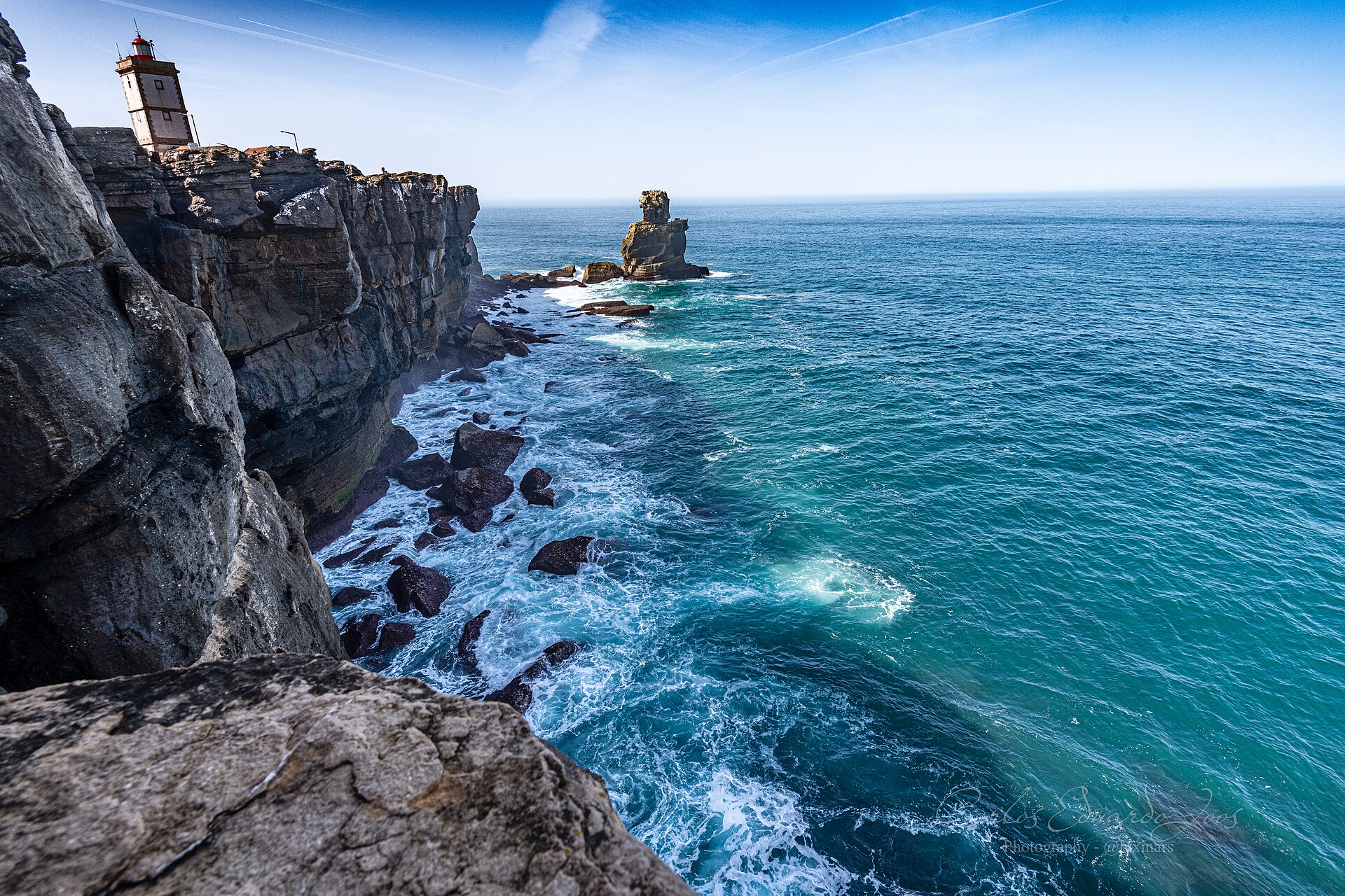 Cabo do Carvoeiro - Peniche - Portugal (52865948453).jpg Cabo do Carvoeiro is a stunning natural site located in Peniche, Portugal. This impressive cape offers breathtaking views of the Atlantic Ocean, rugged cliffs, and stunning rock formations. It is a