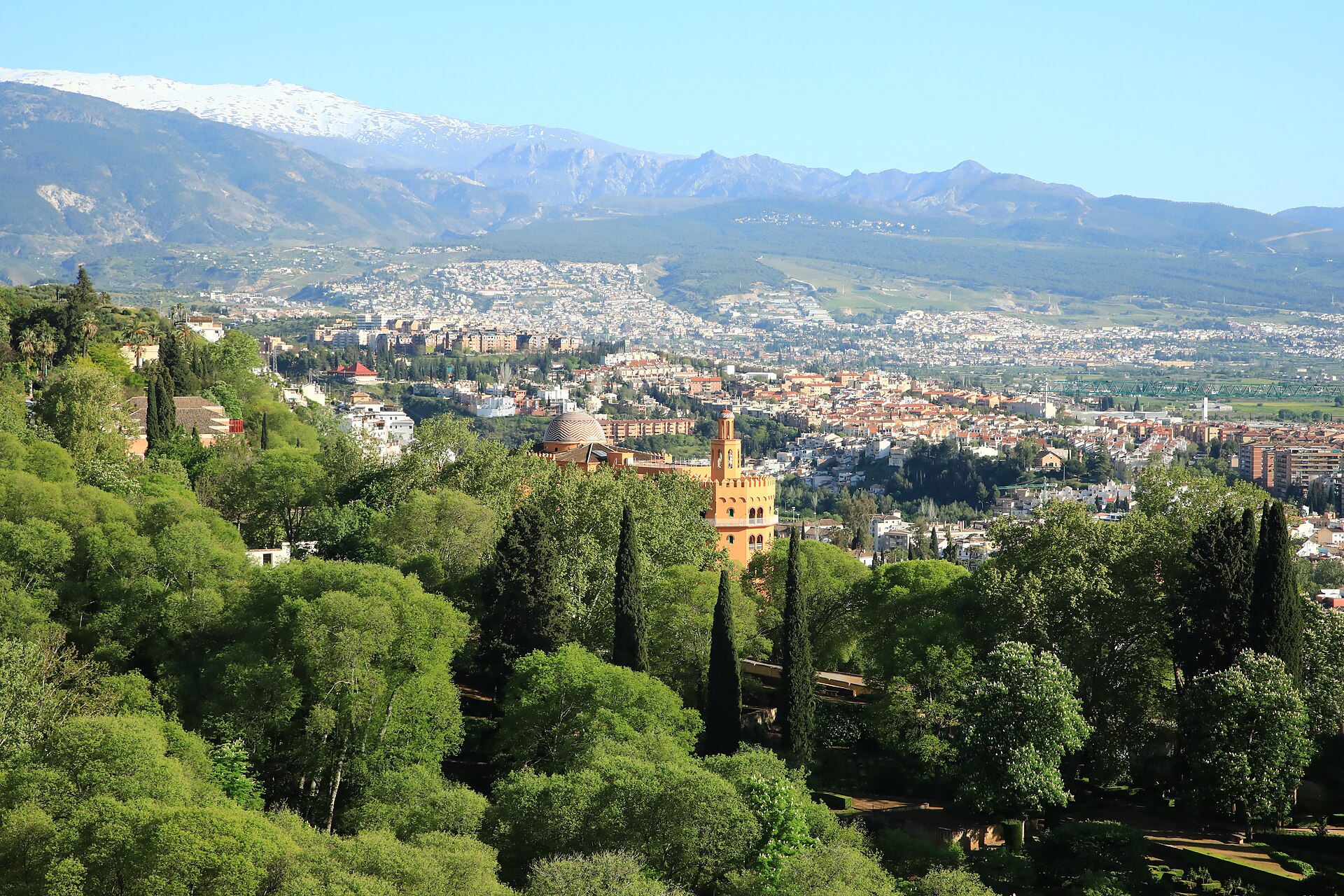 Granada - View from Alhambra - 05.jpg Granada (Andalusia, Spain) - View from Alhambra - The south of the city and Sierra Nevada