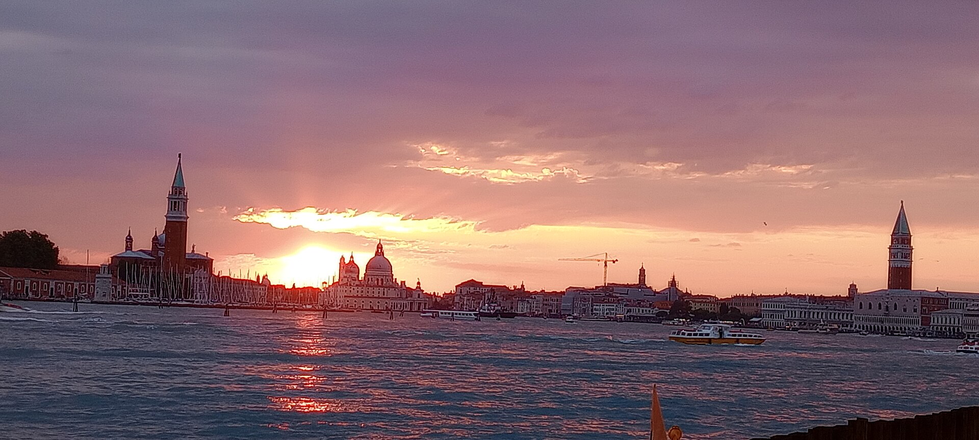 Atardecer en Venecia.jpg Sunset in Venice